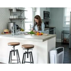 Hunter Large UVC Multi-Room Console Air Purifier in White -Air Quality Shop whites hunter air purifiers hp850uv wh fa 1000